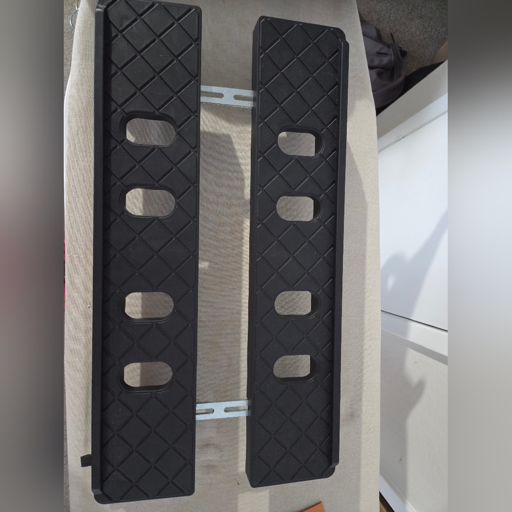 Hovadova Adjustable Mobile CPU Stand